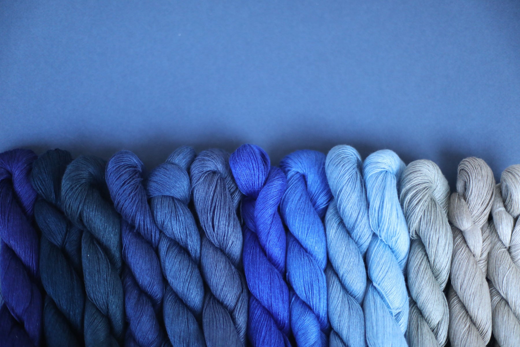 lino muka in shades of blue