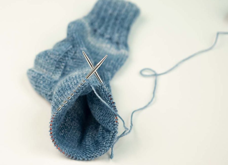 ADDI Sockenwunder - extra kurze Rundstricknadel