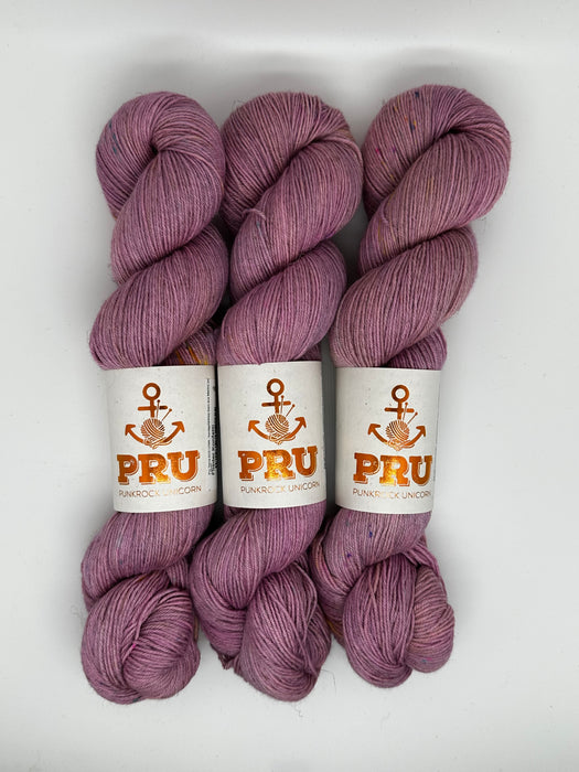 Pru Yarns ECO LYNN - handgefärbtes Garn aus Merino und Leinen