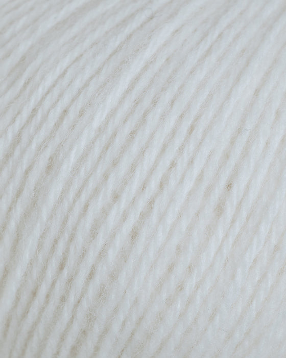 504  Lun Lauratee- Strickpaket