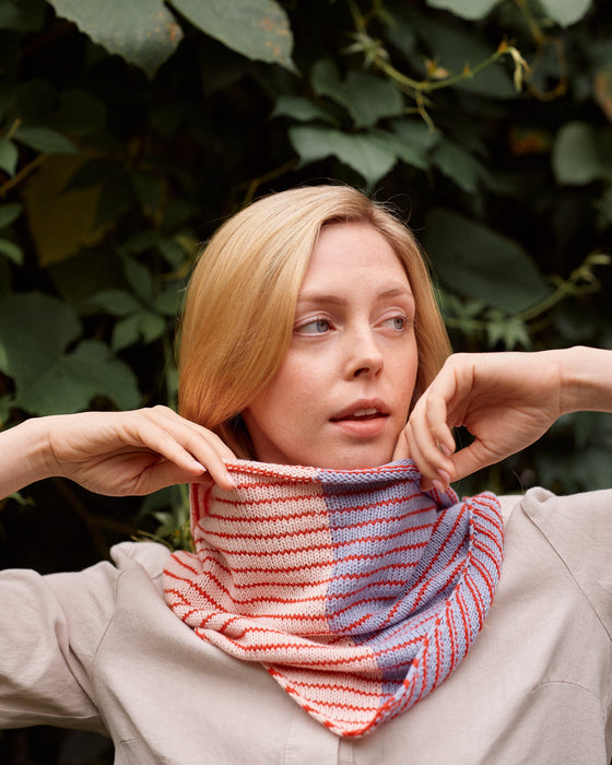 Laine Magazine Issue 29: Damson