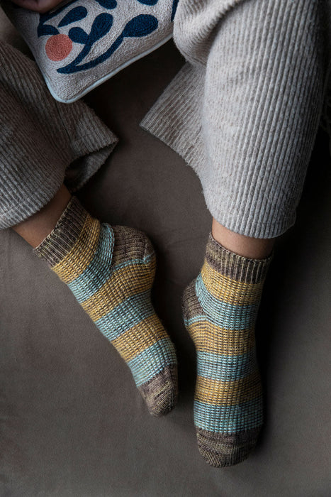 PRE-ORDER: Laine - 52 Weeks of Scrap Yarn (Release 17.04.)