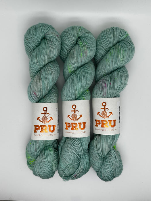 Pru Yarns ECO LYNN - handgefärbtes Garn aus Merino und Leinen