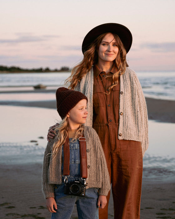 Unfolding Landscapes – 17 Knits for the Road. Publishing date is March 26