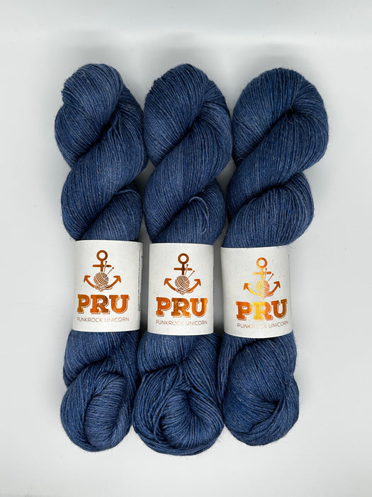 Pru Yarns ECO LYNN - handgefärbtes Garn aus Merino und Leinen