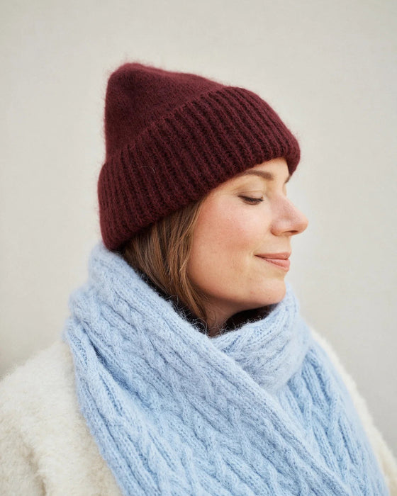 Foundations: 20 Knitted Accessories by Sari Nordlund