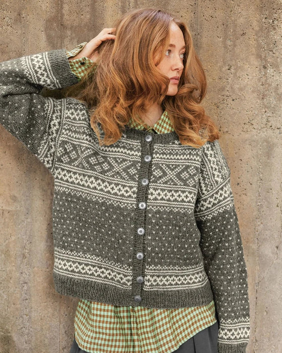 Papieranleitung -  Nr. 6 A+B Setesdal Damenjacke