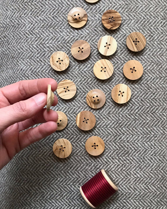 Retrosaria Wooden Buttons 002 (4 Löcher)