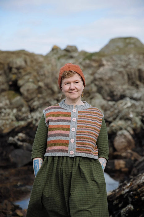 Preorder: Shetland Shades: Stories in Wool (Release: 24.09.26)