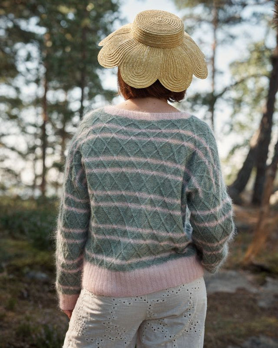 Laine Magazine Issue 28