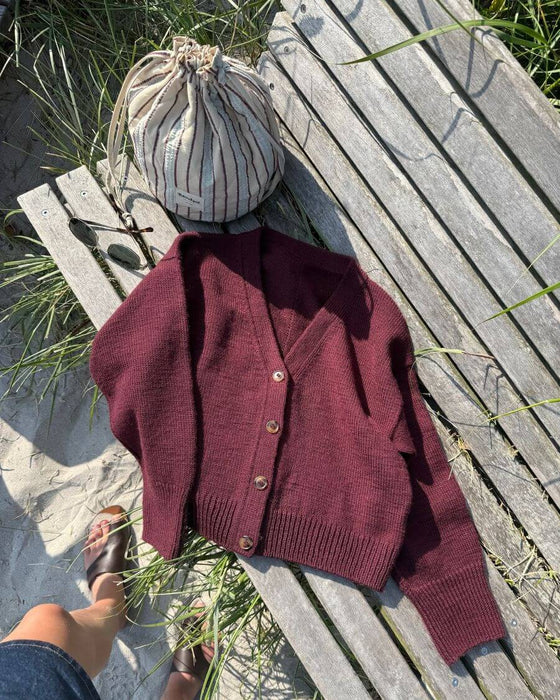 Scarlet Cardigan - PetiteKnit Strickpaket