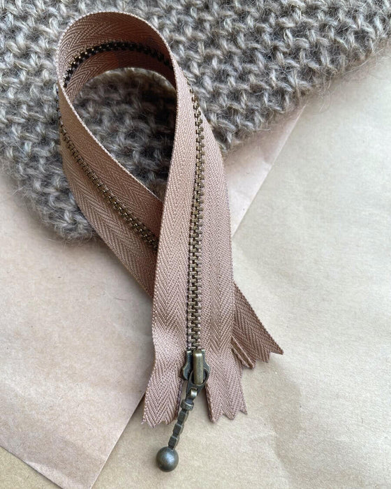 Zipper (23 cm) - PetiteKnit