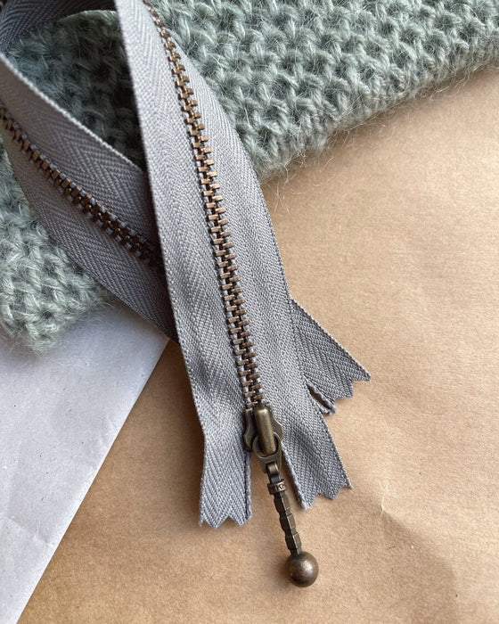 Zipper (23 cm) - PetiteKnit